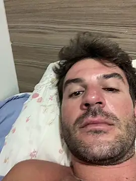 Snapshot of bruno106969 chatting on 02-20-26, 01:46 bruno106969 online show from 02-20-26, 01:46