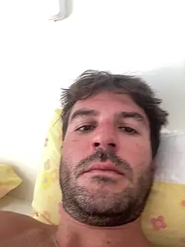 Snapshot of bruno106969 chatting on 02-22-26, 03:32 bruno106969 online show from 02-22-26, 03:32