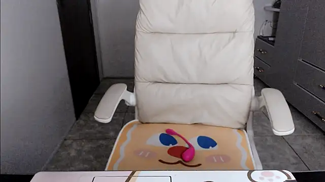 -KathySweet- online show from 09-18-25, 04:47