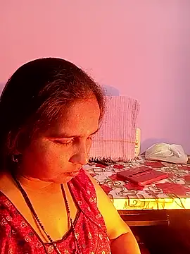 reemacouple007 online show from 02-26-26, 07:51