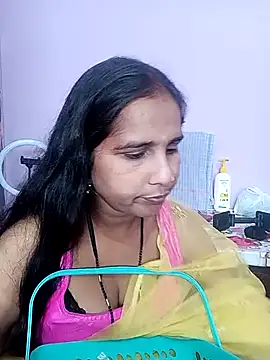 reemacouple007 online show from 03-06-26, 08:11