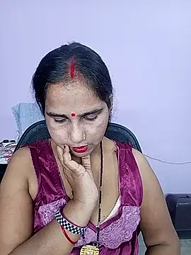 reemacouple007 online show from 04-19-26, 08:13