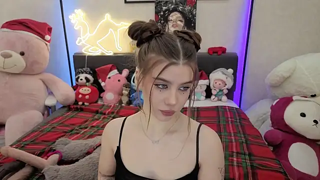 dolly ll online show from 12-18-25, 01:28