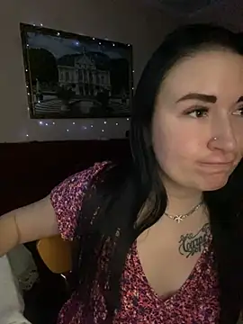 Roxana Bell online show from 12-23-24, 10:01