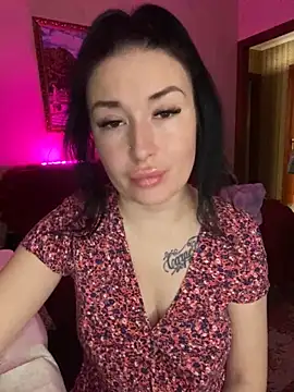 Roxana Bell online show from 02-24-25, 11:32