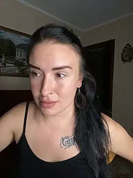 Snapshot of Roxana_Bell chatting on 07-04-26, 06:58 Roxana Bell online show from 07-04-26, 06:58