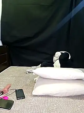 Snapshot of Blossam_07 chatting on 01-05-25, 01:36 Blossam 07 online show from 01-05-25, 01:36