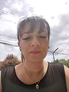 tata laima   online show from 10-19-25, 04:51