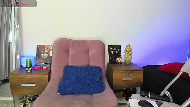 liily moore online show from 12-04-24, 08:34