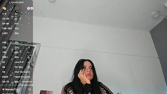 liily moore online show from 12-08-24, 09:57