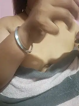 Ravina patil1 online show from 06-17-26, 02:07