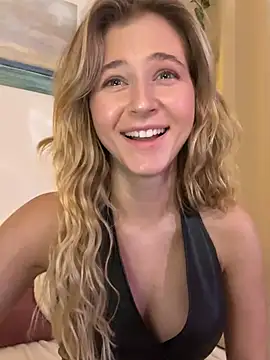 LunaRase online show from 12-27-24, 02:33