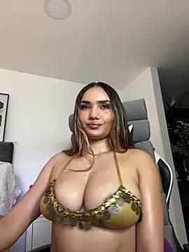 Snapshot of exoticcute chatting on 09-09-25, 04:50 exoticcute online show from 09-09-25, 04:50