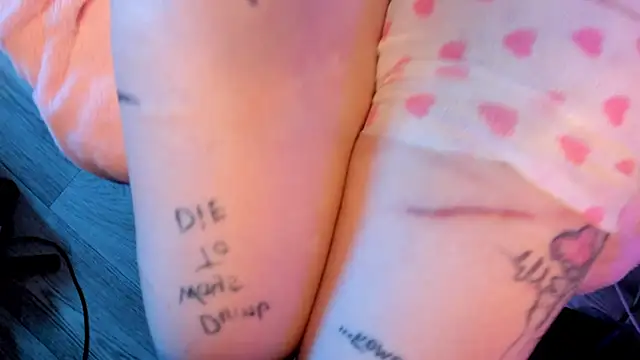 Snapshot of Mary_Xextra chatting on 09-30-25, 12:26 Mary Xextra online show from 09-30-25, 12:26