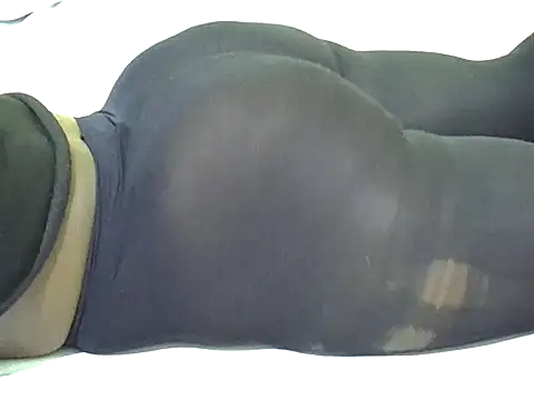 candililie online show from 04-12-26, 12:59