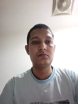 Snapshot of daddylove87 chatting on 09-14-25, 08:13 daddylove87 online show from 09-14-25, 08:13