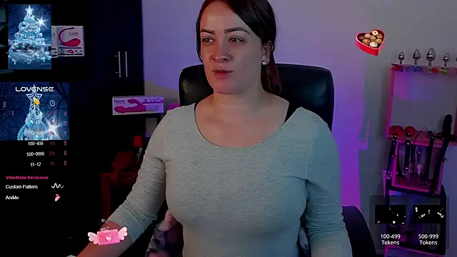 Snapshot of sara_goodgirl13 chatting on 12-10-24, 04:49 sara goodgirl13 online show from 12-10-24, 04:49