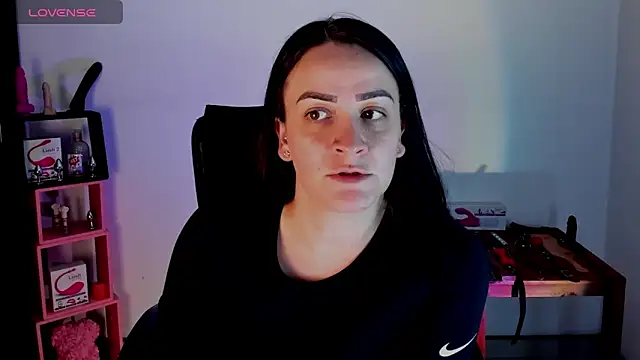 Snapshot of sara_goodgirl13 chatting on 10-02-25, 07:10 sara goodgirl13 online show from 10-02-25, 07:10