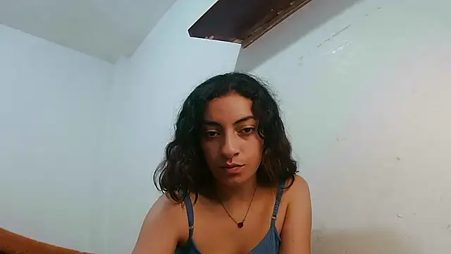 Snapshot of stephybrowm7 chatting on 03-11-25, 09:04 stephybrowm7 online show from 03-11-25, 09:04