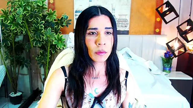 Snapshot of SaraSofia44 chatting on 06-16-26, 04:31 SaraSofia44 online show from 06-16-26, 04:31
