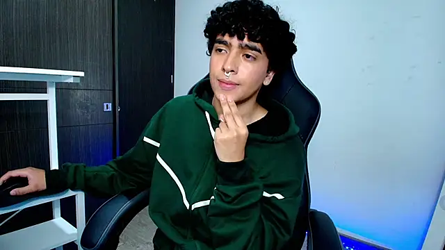  nickconnor01 online show from 01-26-25, 12:16