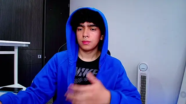  nickconnor01 online show from 01-27-25, 05:58