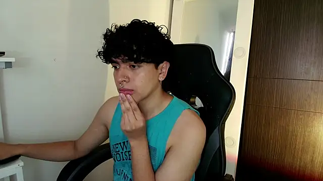  nickconnor01 online show from 02-26-25, 08:54