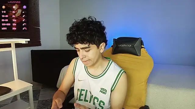  nickconnor01 online show from 09-30-25, 02:38