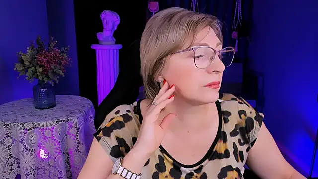 Snapshot of sugar_vivien chatting on 01-15-25, 09:13 sugar vivien online show from 01-15-25, 09:13