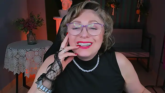 Snapshot of sugar_vivien chatting on 02-06-25, 07:18 sugar vivien online show from 02-06-25, 07:18