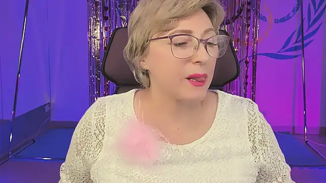 Snapshot of sugar_vivien chatting on 02-19-25, 12:11 sugar vivien online show from 02-19-25, 12:11