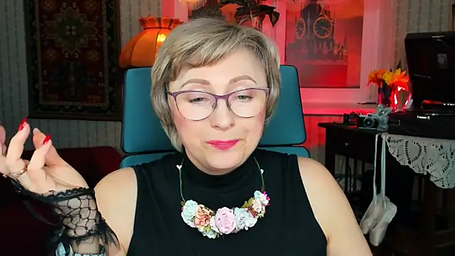 Snapshot of sugar_vivien chatting on 03-05-25, 04:02 sugar vivien online show from 03-05-25, 04:02