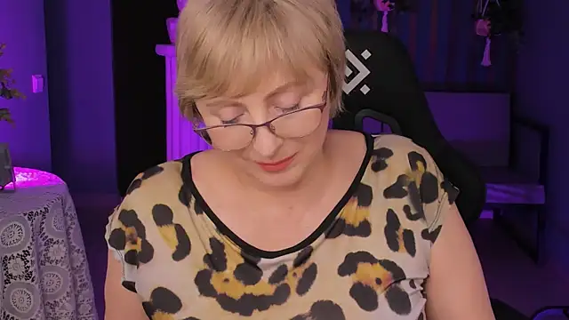 Snapshot of sugar_vivien chatting on 03-12-25, 09:13 sugar vivien online show from 03-12-25, 09:13