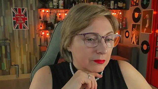 Snapshot of sugar_vivien chatting on 03-13-25, 01:07 sugar vivien online show from 03-13-25, 01:07