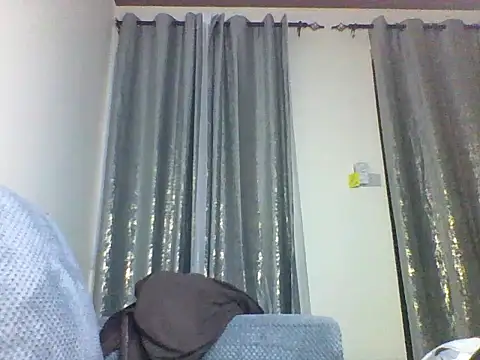 Snapshot of Cute_princcess chatting on 10-22-25, 10:04 Cute princcess online show from 10-22-25, 10:04