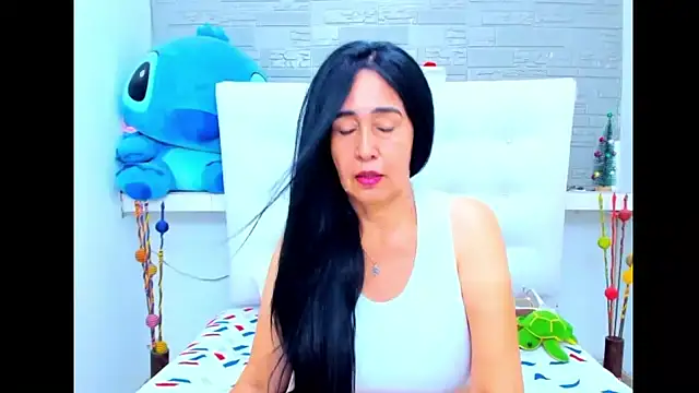 Snapshot of HorniestMilf chatting on 02-03-25, 10:32 HorniestMilf online show from 02-03-25, 10:32