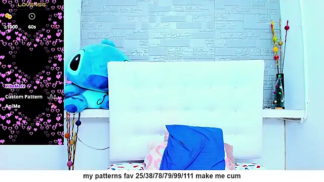 Snapshot of HorniestMilf chatting on 03-09-25, 05:06 HorniestMilf online show from 03-09-25, 05:06