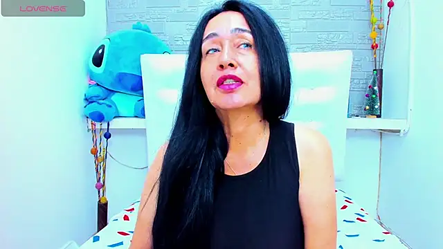 Snapshot of HorniestMilf chatting on 03-12-25, 09:24 HorniestMilf online show from 03-12-25, 09:24