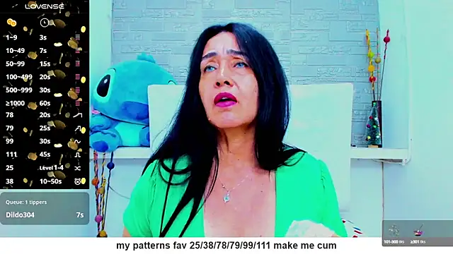 Snapshot of HorniestMilf chatting on 03-20-25, 08:51 HorniestMilf online show from 03-20-25, 08:51