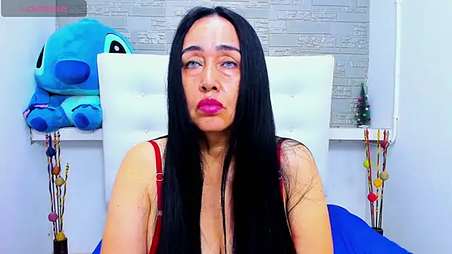 Snapshot of HorniestMilf chatting on 10-19-25, 09:59 HorniestMilf online show from 10-19-25, 09:59