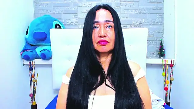 Snapshot of HorniestMilf chatting on 12-02-25, 10:16 HorniestMilf online show from 12-02-25, 10:16