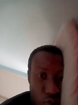 Snapshot of alexxssy chatting on 09-22-25, 05:26 alexxssy online show from 09-22-25, 05:26