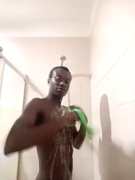 Snapshot of alexxssy chatting on 09-25-25, 03:27 alexxssy online show from 09-25-25, 03:27