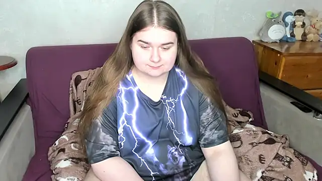 Snapshot of Aushpana chatting on 02-21-25, 10:07 Aushpana online show from 02-21-25, 10:07