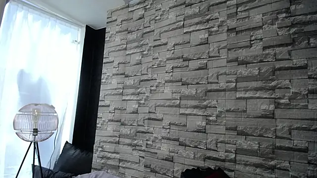 BellaOdisea online show from 01-22-25, 04:23