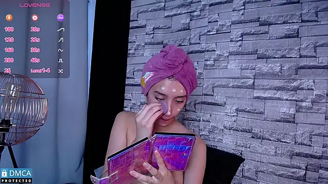 BellaOdisea online show from 02-21-25, 01:22