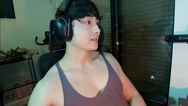 Tkcqcc online show from 04-20-26, 02:53