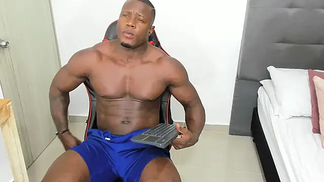 Snapshot of sexy_blackman3606 chatting on 02-03-25, 09:39 sexy blackman3606 online show from 02-03-25, 09:39