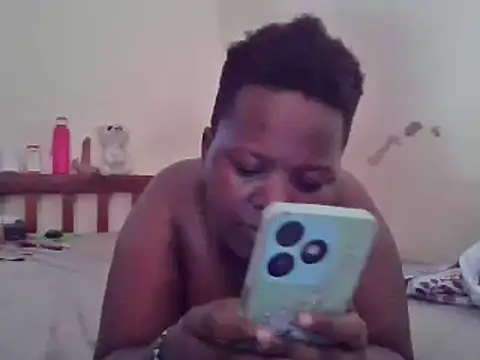 Snapshot of pritty-leila chatting on 01-29-25, 10:48 pritty-leila online show from 01-29-25, 10:48