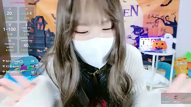 Snapshot of _Iroha_99 chatting on 11-11-25, 02:17 Iroha 99 online show from 11-11-25, 02:17